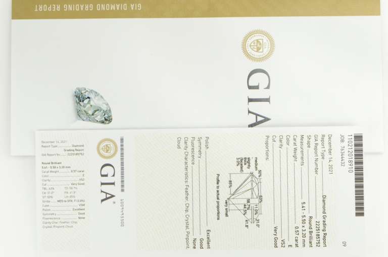 GIA 0.57 Ct Round Brilliant Cut E Color VS2 Clarity Diamond