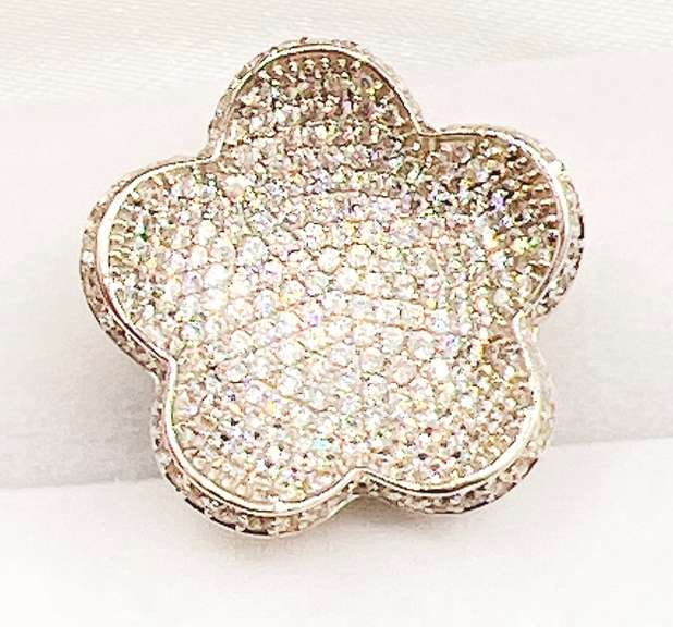 Stunning .925 Sterling Silver Floral Pendant with Dazzling CZ's!