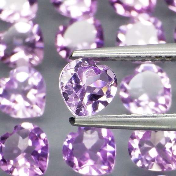 Glittering 10.34ct heart cut real Bolivian Amethyst set