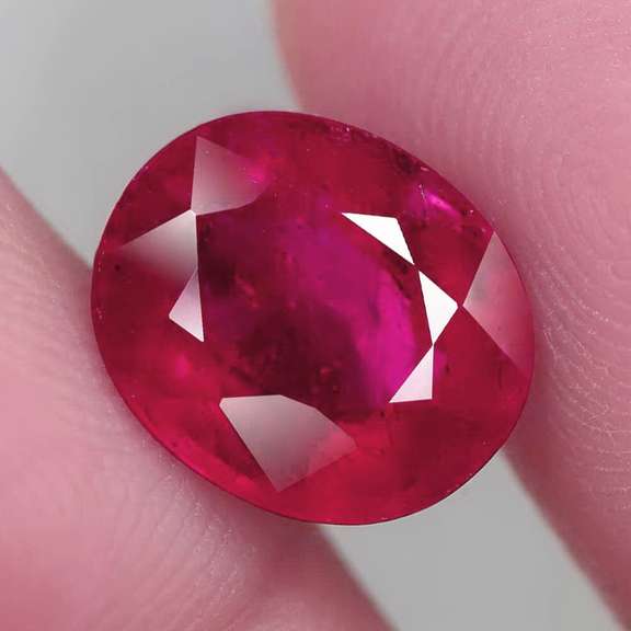 Rich blood red 6.55ct Ruby from Mozambique