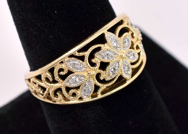 Glittery Diamond Ring In 14KT Yellow Gold