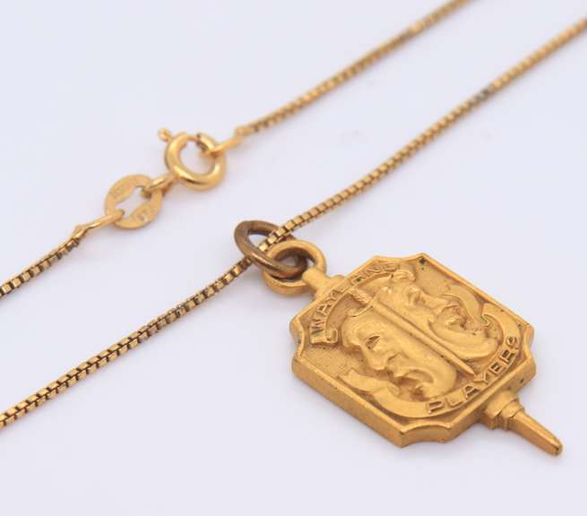 925 Sterling Silver Pendant on Italian Box Chain Necklace