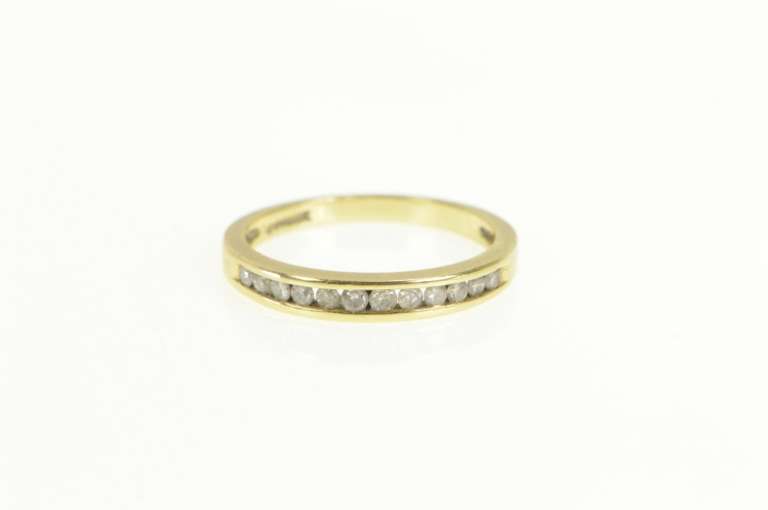 10K Yellow Gold Classic Diamond Vintage Wedding Band Ring