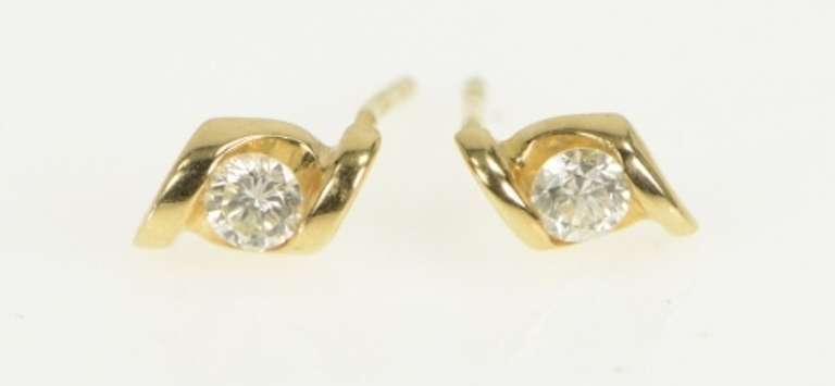 14K Yellow Gold 0.20 Ctw Diamond Solitaire Classic Stud Earrings