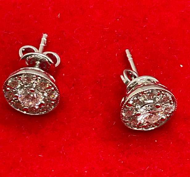NEIL LANE 14K WHITE GOLD AND DIAMOND STUD EARRINGS