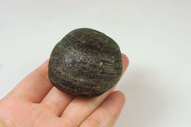 Huge! 370ct natural rough Tektite