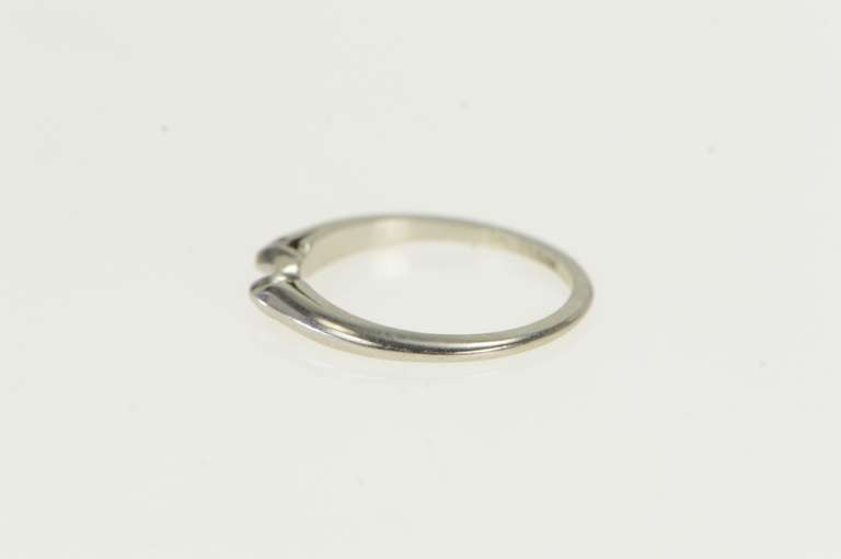 Platinum Classic Contour Vintage Wedding Band Ring