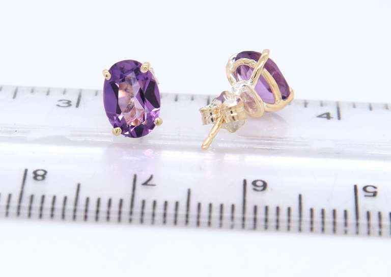 Amazing Yellow Gold Oval Amethyst Stud Earrings