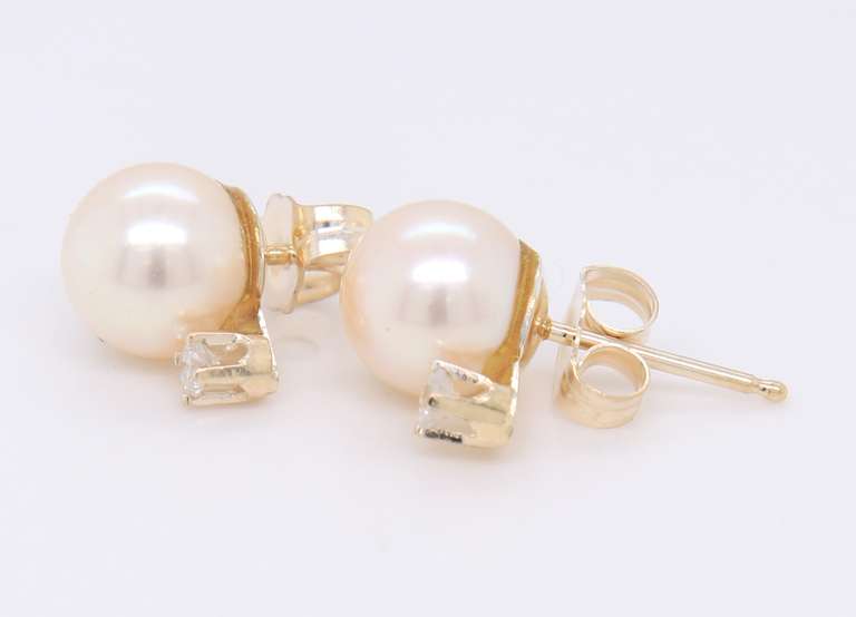 Simple Yellow Gold Diamond and Pearl Stud Earrings