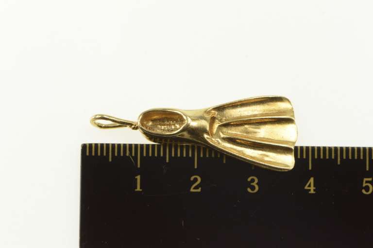 14K Yellow Gold 3D Scuba Diving Flipper Swimmer Diver Charm/Pendant