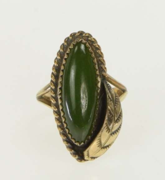 Gold Filled Nephrite Southwestern Feather Leaf Vintage Ring