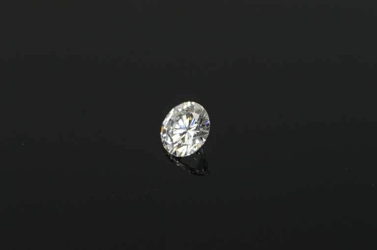 GIA 0.57 Ct Round Brilliant Cut E Color VS2 Clarity Diamond