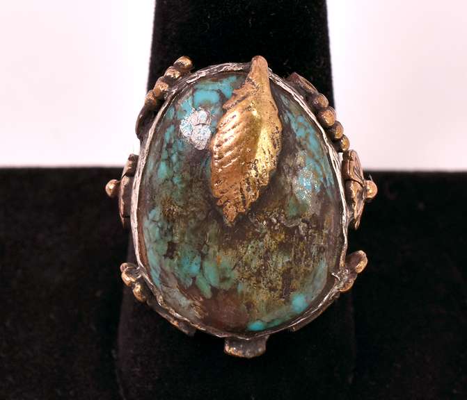 Tasteful 13.35CTS Turquiose Ring in Sterling Silver