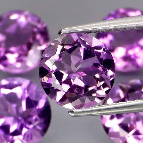 Tremendous 8.61ct 8mm real Bolivian Amethyst set