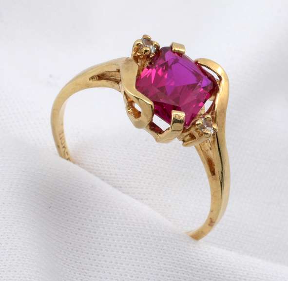 Estate Ruby Ring