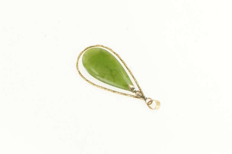 14K Yellow Gold Nephrite Tear Drop Dangle Retro Statement Pendant