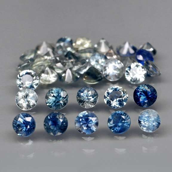 Heated only! 4.01ct round cut Australian Sapphire set
