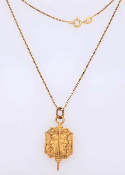 925 Sterling Silver Pendant on Italian Box Chain Necklace