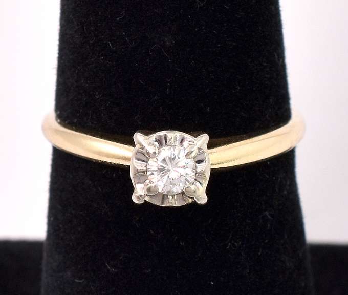 Solitaire Diamond Ring In 14K Yellow Gold