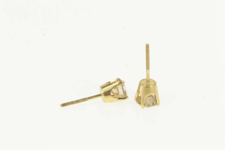 14K Yellow Gold 1.00 Ctw Diamond Solitaire Classic Stud Earrings