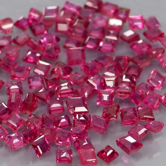 Premium 3.12ct 100 piece princess cut Ruby set