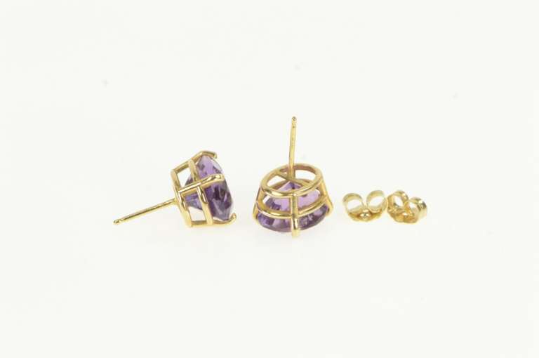 14K Yellow Gold Oval Amethyst Solitaire Vintage Classic Stud Earrings