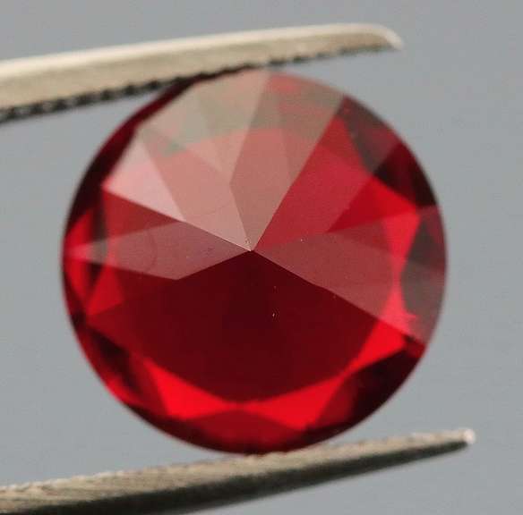 1.46ct cherry red created Ruby solitaire