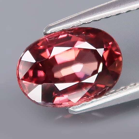 Sparkling 2.56ct rose pink Zircon!