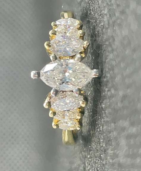 6 SIDE STONE MARQUISE ENGAGEMENT RING IN 14K YELLOW GOLD