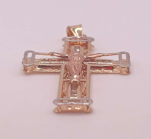 14kt Solid Yellow Gold Cross Pendant