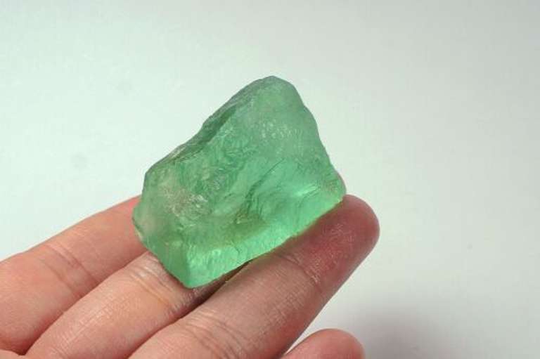 Glowing 138ct natural rough Flourite