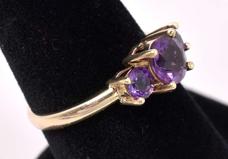 Lovely Purple Amethyst Ring In Gold