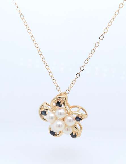 Lovely Yellow Gold Multi Pearl and Sapphire Flower Pendant on Chain