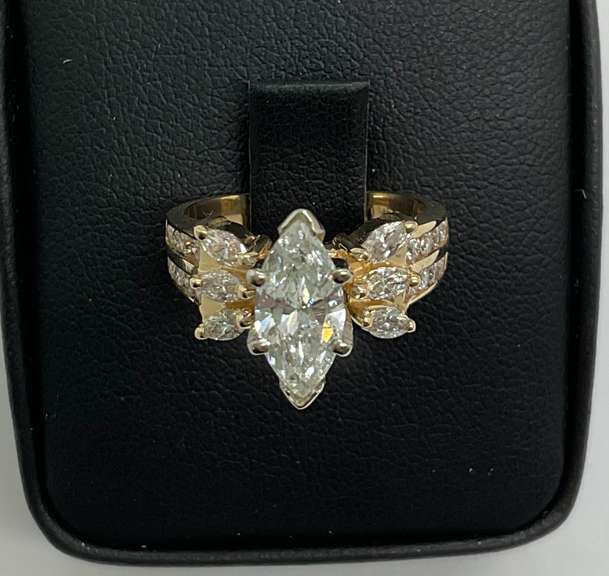 CERTIFIED LADIES 14K GOLD AND DIAMOND RING