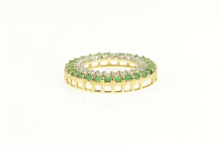 10K Yellow Gold White Sapphire Emerald Circle Halo Journey Pendant