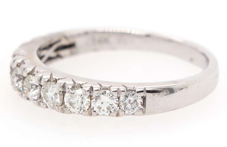 Spectacular 0.60ctw Round Diamond Wedding Band Ring in 14K