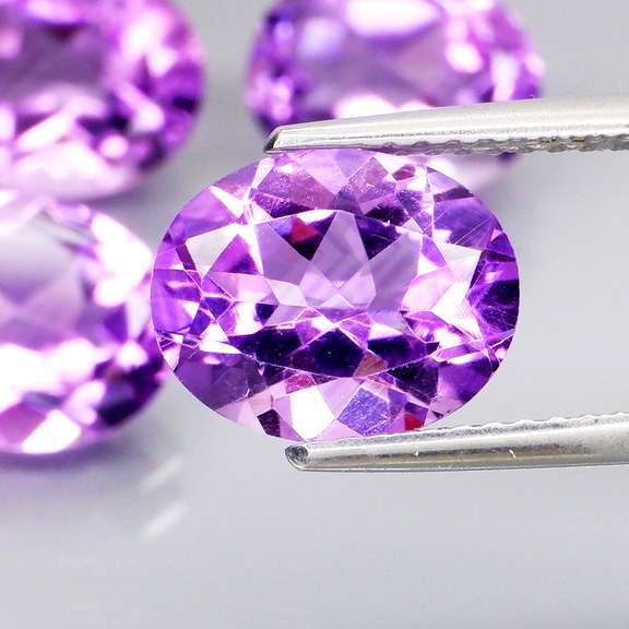 Glittering 8.56ct 10x8mm real Bolivian Amethyst set