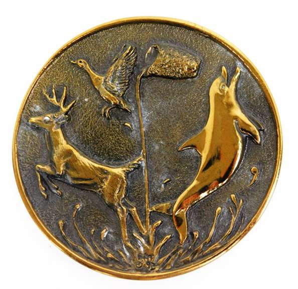 Vintage Turner Sculpture Paperweight