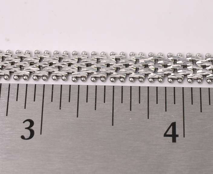 Magnificient Imperial Style Bracelet in 14K White Gold