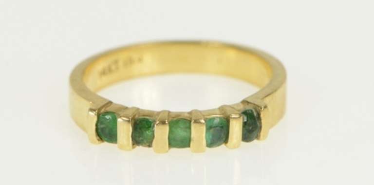 14K Yellow Gold Natural Emerald Classic Wedding Band Ring