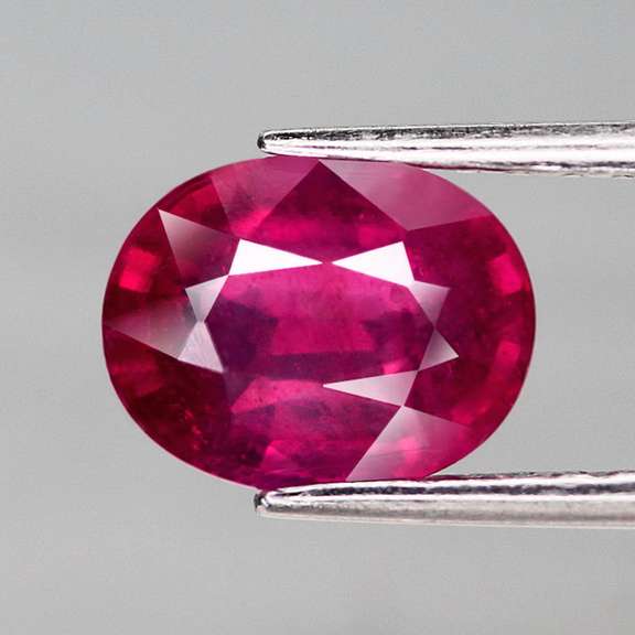 Glistening 2.68ct imperial red Ruby