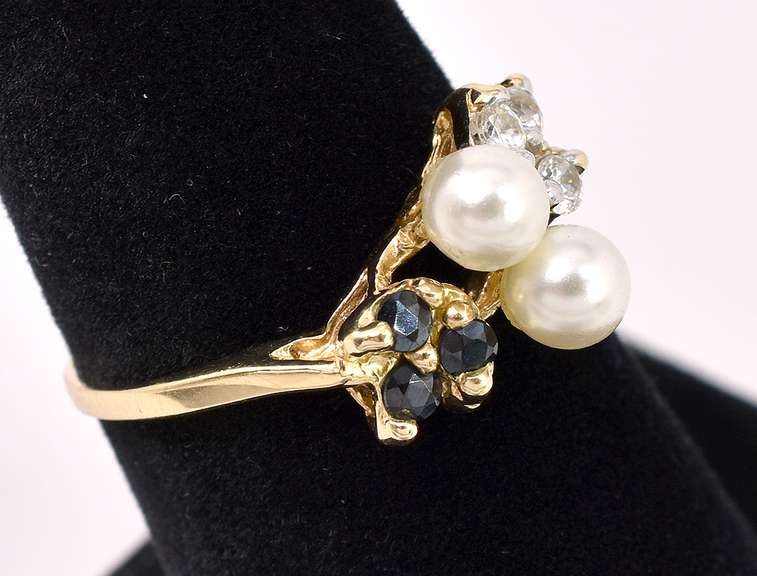 Graceful Pearl Ring With Blue Sapphire and Diamonds In 14K Yellow Gold