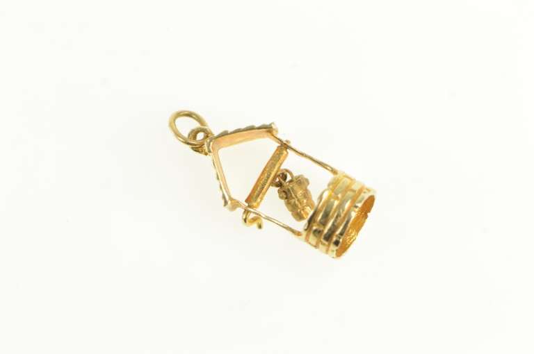 14K Yellow Gold 3D Articulated Wishing Well Bucket Lucky Charm/Pendant