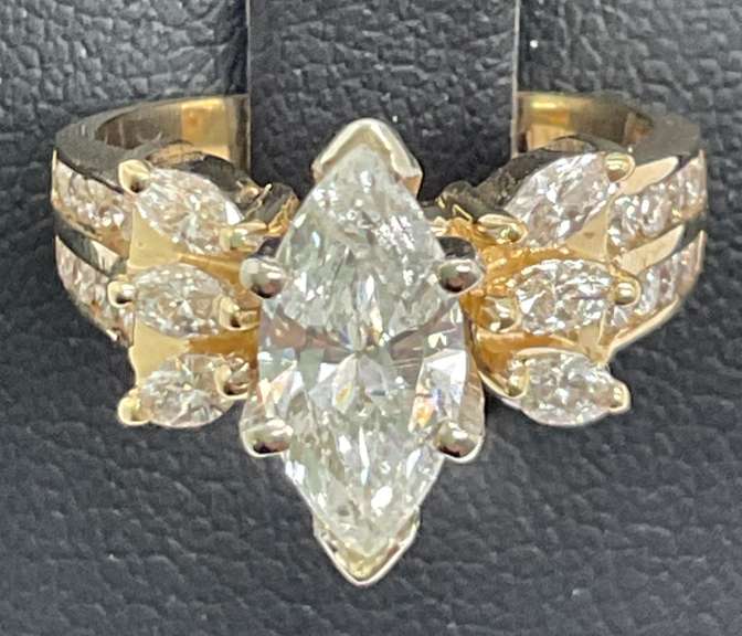 CERTIFIED LADIES 14K GOLD AND DIAMOND RING
