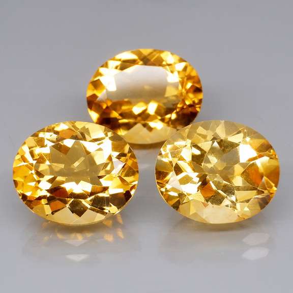Awesome 13.02ct top golden eye clean Citrine set