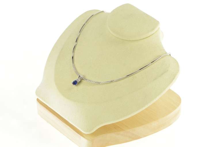 18K White Gold Vintage Syn. Sapphire CZ Accent Collar Necklace