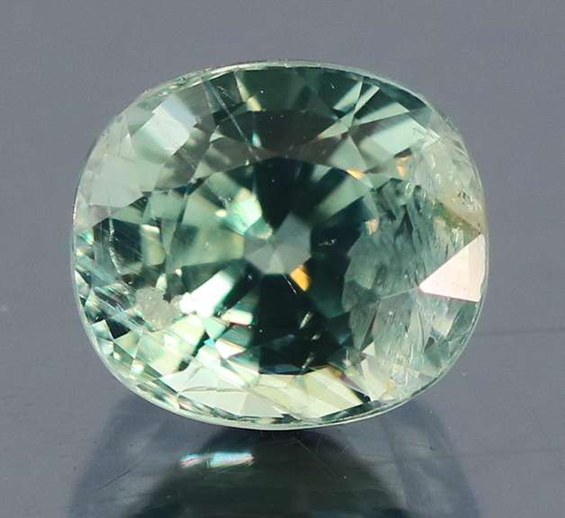 UNHEATED! 2.13ct high fire teal green Sapphire