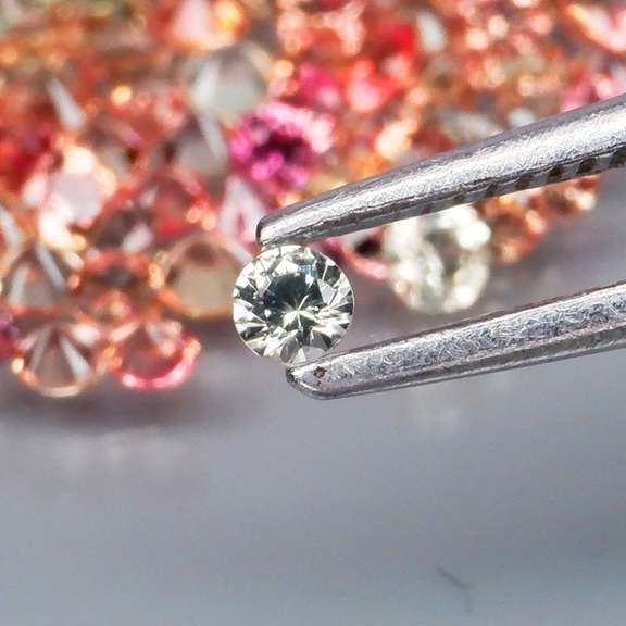 Superb 2.46ct diamond cut Songean Sapphire set