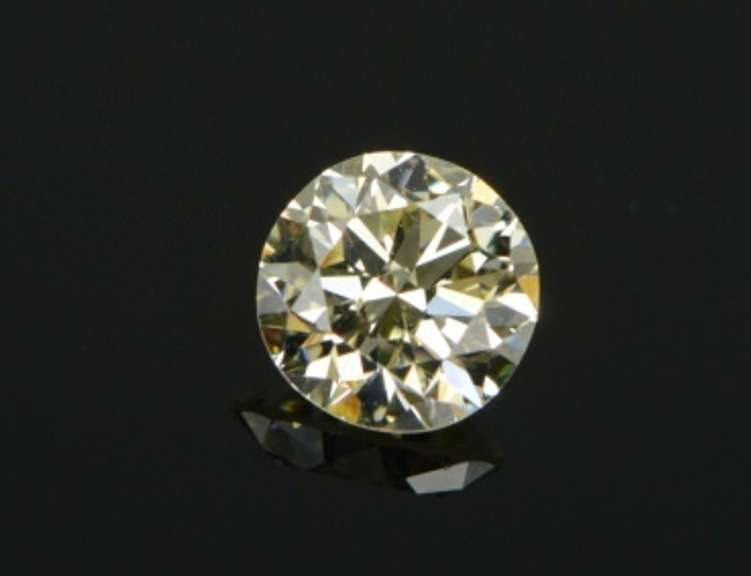 GIA 1.07 Ct Round Brilliant Cut Q-R Color, VS1 Clarity Diamond