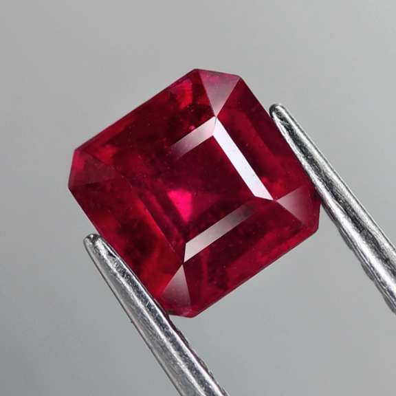 Lovely 1.53ct rich blood red Ruby